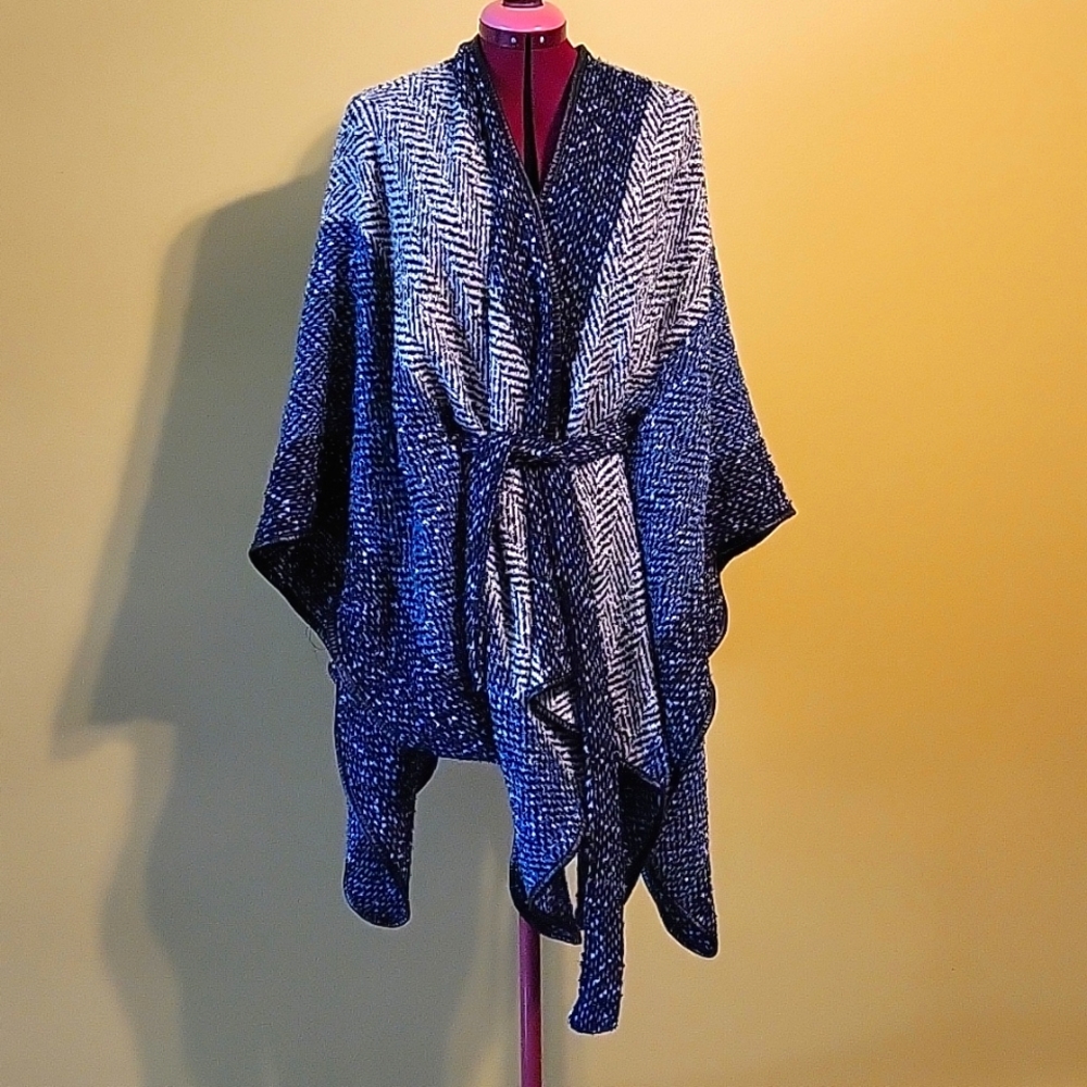 ETĒREO Blue/Grey cosy jacket (blanket coat)